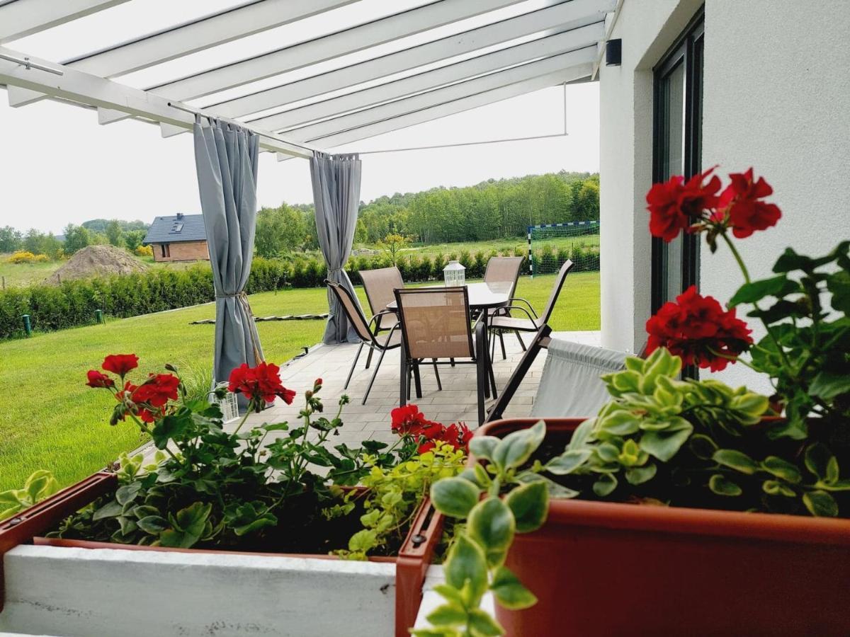 Jeszcze Bardziej Dziki Sad Villa Slajszewo Exteriör bild